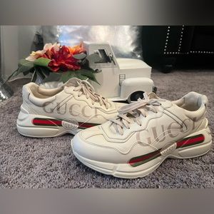 100% authentic Mens Gucci sneaker’s worn a few time good condition